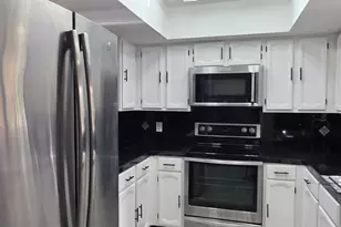 8331 N 21st Dr, Phoenix, AZ 85021 - Photo 9