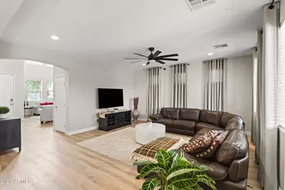 407 E Pasture Canyon Drive, San Tan Valley, AZ 85143 - Photo 11