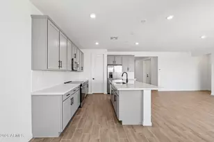 10077 N 156th Ave, Waddell, AZ 85355 - Photo 11