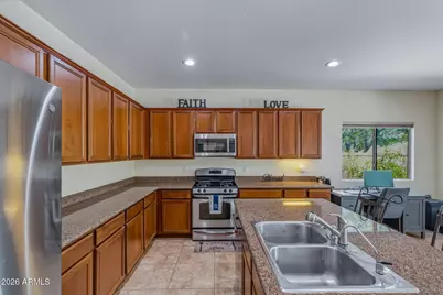 2914 E Coconino Drive, Gilbert, AZ 85298 - Photo 11