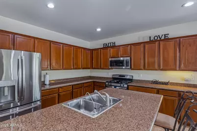2914 E Coconino Drive, Gilbert, AZ 85298 - Photo 17