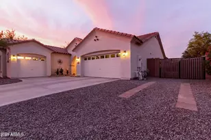 2914 E Coconino Dr, Gilbert, AZ 85298 - Photo 1