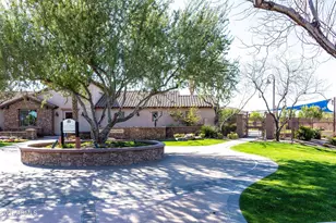 844 W Harvest Rd, Queen Creek, AZ 85140 - Photo 27
