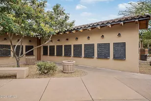 3935 E Rough Rider Rd, Phoenix, AZ 85050 - Photo 29