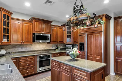 16651 S 27th Avenue, Phoenix, AZ 85045 - Photo 13