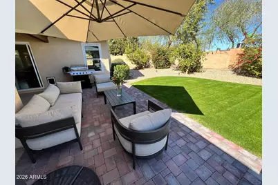 1570 E Horseshoe Avenue, Gilbert, AZ 85296 - Photo 9