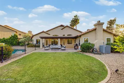 1570 E Horseshoe Avenue, Gilbert, AZ 85296 - Photo 23