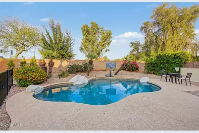 1570 E Horseshoe Avenue, Gilbert, AZ 85296 - Photo 47