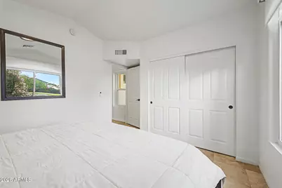 1570 E Horseshoe Avenue, Gilbert, AZ 85296 - Photo 27