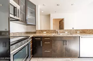 215 E McKinley St, Phoenix, AZ 85004 - Photo 11