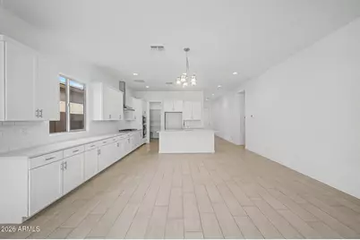 16982 W Desert Lane, Goodyear, AZ 85338 - Photo 5