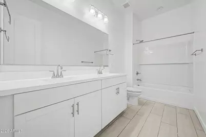 16982 W Desert Lane, Goodyear, AZ 85338 - Photo 19