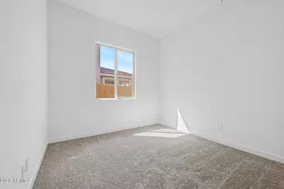 16982 W Desert Lane, Goodyear, AZ 85338 - Photo 17
