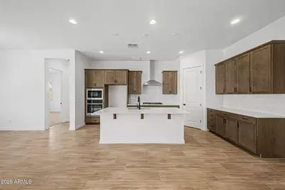 16976 W Desert Lane, Goodyear, AZ 85338 - Photo 5