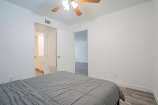 5525 E Thomas Rd, Phoenix, AZ 85018 - Photo 15