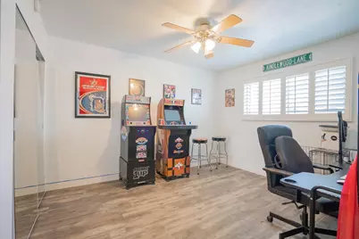 5525 E Thomas Road #B7, Phoenix, AZ 85018 - Photo 13