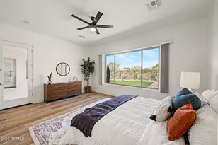 40818 N Lytham Ct, Phoenix, AZ 85086 - Photo 17