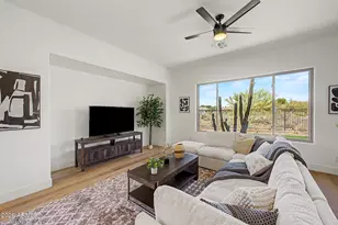 40818 N Lytham Ct, Phoenix, AZ 85086 - Photo 11