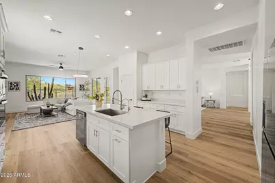 40818 N Lytham Court, Phoenix, AZ 85086 - Photo 9