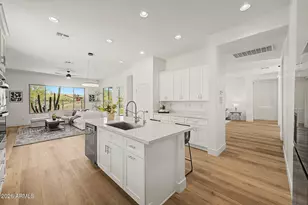 40818 N Lytham Ct, Phoenix, AZ 85086 - Photo 9