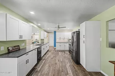 2330 E Broadway Avenue, Apache Junction, AZ 85119 - Photo 5