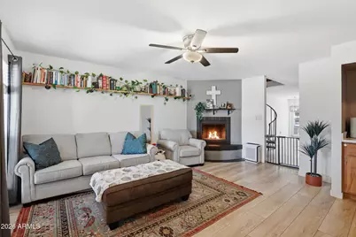 1425 E Desert Cove Avenue #7, Phoenix, AZ 85020 - Photo 5