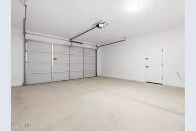 8085 N 185th Lane, Waddell, AZ 85355 - Photo 9