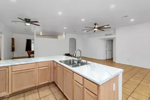4204 S 78th Ln, Phoenix, AZ 85043 - Photo 9