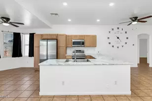 4204 S 78th Ln, Phoenix, AZ 85043 - Photo 7