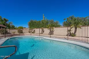8742 E San Daniel Dr, Scottsdale, AZ 85258 - Photo 11