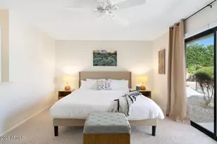 8742 E San Daniel Dr, Scottsdale, AZ 85258 - Photo 17