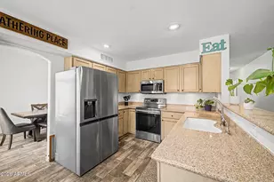 890 N Cholla St, Chandler, AZ 85224 - Photo 11