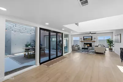 2323 E Evans Drive, Phoenix, AZ 85022 - Photo 9