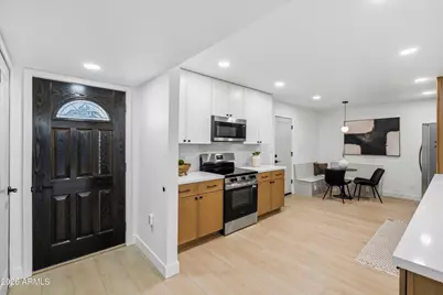 2323 E Evans Drive, Phoenix, AZ 85022 - Photo 3