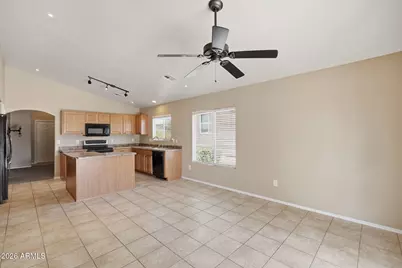 195 S 17th Street, Coolidge, AZ 85128 - Photo 3