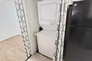 533 W Guadalupe Rd, Mesa, AZ 85210 - Photo 13