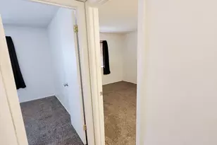 533 W Guadalupe Rd, Mesa, AZ 85210 - Photo 17