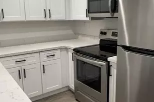 830 E Turney Ave, Phoenix, AZ 85014 - Photo 5