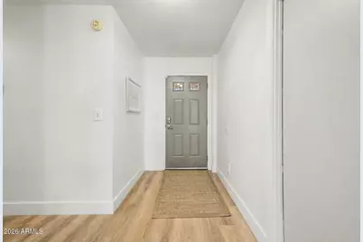 10118 W Medlock Avenue, Glendale, AZ 85307 - Photo 3