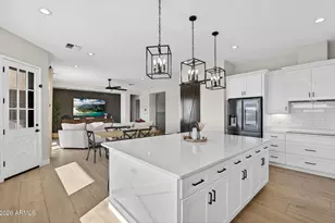 629 W Cloud Rd, Phoenix, AZ 85086 - Photo 3