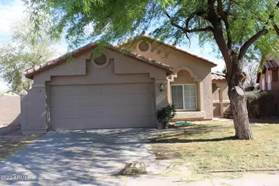 807 W Kesler Lane, Chandler, AZ 85225 - Photo 1