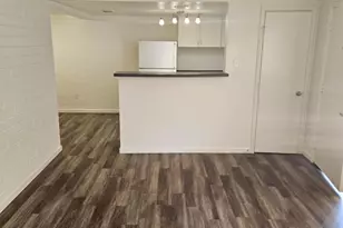 521 E Bethany Home Rd, Phoenix, AZ 85012 - Photo 3