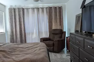 306 E Ludlow Dr, Avondale, AZ 85323 - Photo 13