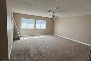 6540 W Hazelwood St, Phoenix, AZ 85033 - Photo 13