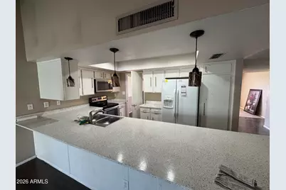6540 W Hazelwood Street, Phoenix, AZ 85033 - Photo 1