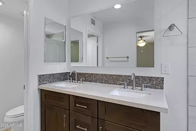 4829 E Swilling Road, Phoenix, AZ 85054 - Photo 23
