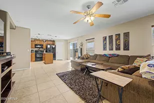 4381 E Silverbell Rd, San Tan Valley, AZ 85143 - Photo 11