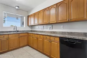 10824 W Crosby Dr, Sun City, AZ 85351 - Photo 9