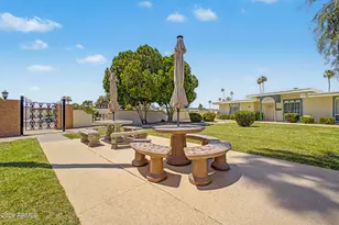 13435 N Emberwood Dr, Sun City, AZ 85351 - Photo 29