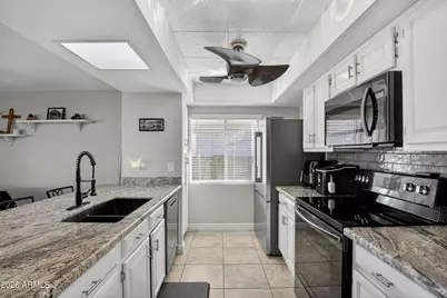 11215 S Tomah Street, Phoenix, AZ 85044 - Photo 7
